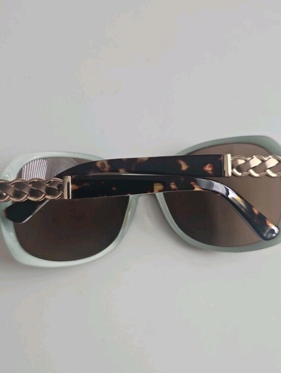 GUESS Tortoiseshell Sunglasses with Mint Green Temples 7315 TOBL-1 WITH CASE main image 12